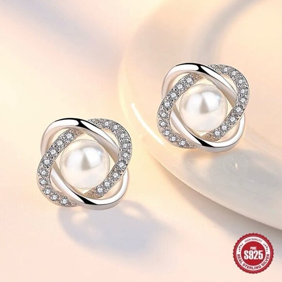 NWT S925 Silver Cubic Zirconia White Pearl Dainty Stud Earrings - Picture 2 of 10